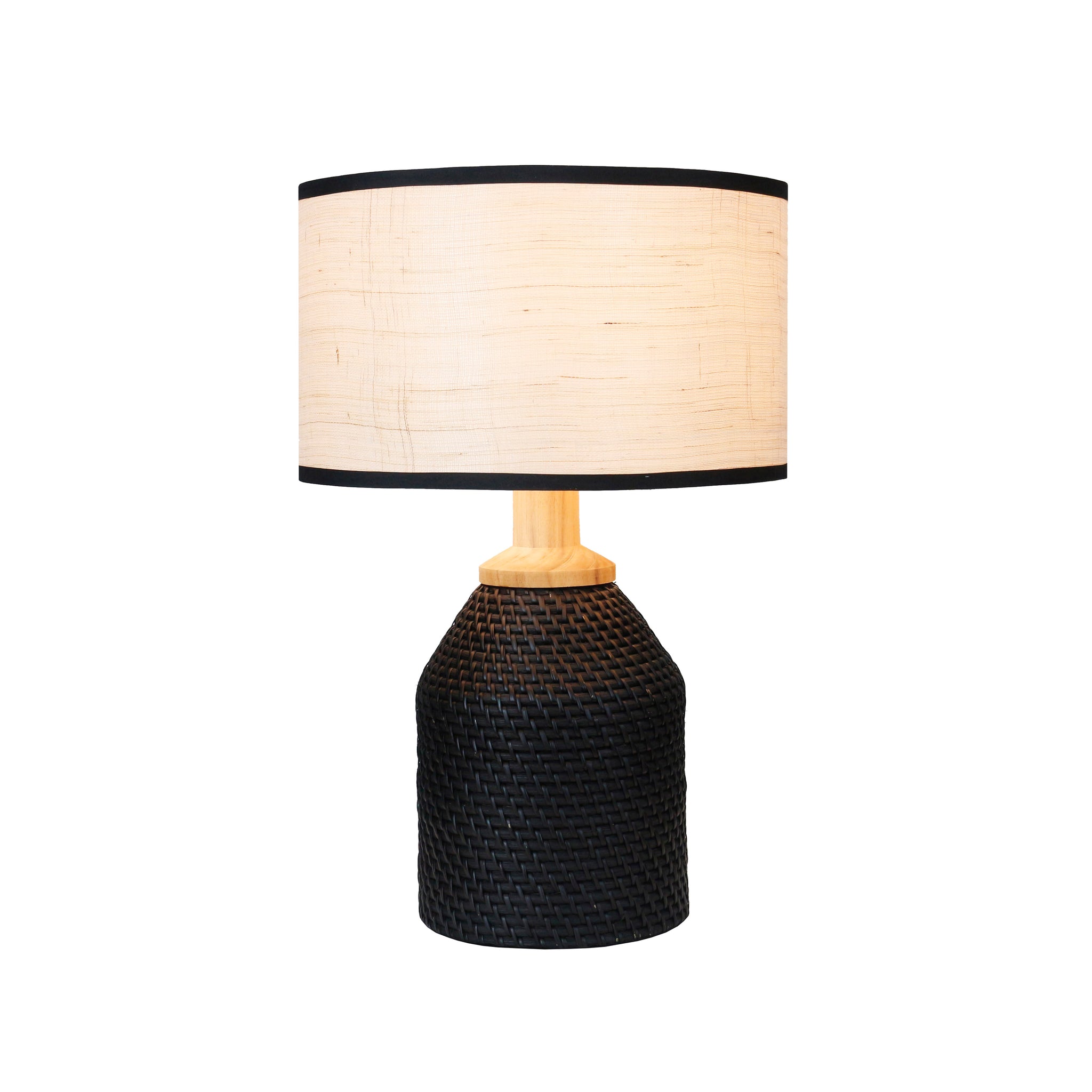 Abajur / Luminária de Mesa O'Thentique Modelo Moda com Rattan